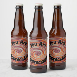 Sie werden von Groovy Swirl farbenfroher Mitarbeit Bierflaschenetikett