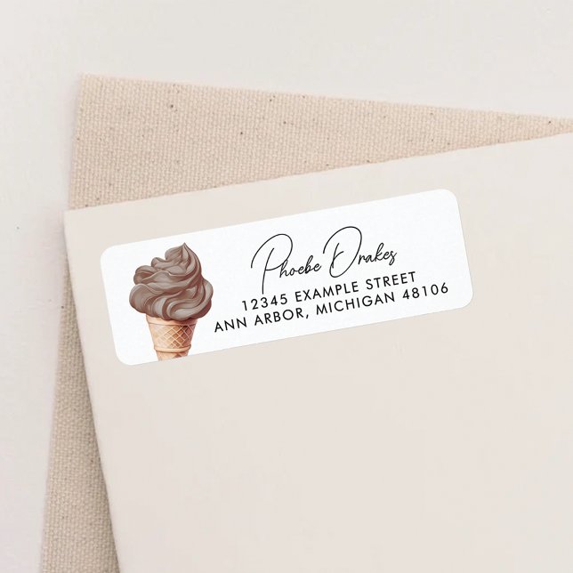 Sie wurde mit Schokoladendusche aufgefüllt (Von Creator hochgeladen)