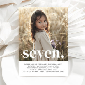 Sieben Fotos Einladung zum ersten Geburtstag