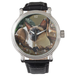 Siegel Point Siamese Cat on Comfy Pillow Armbanduhr