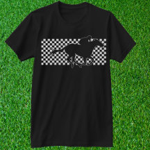 Siegendes Rennpferd auf dem Schachbrett T - Shirt
