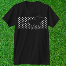 Siegendes Rennpferd auf Polka Dots T - Shirt
