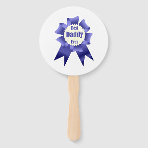 Sieger des besten Daddy-Jungs-Awards für das Pater Fächer