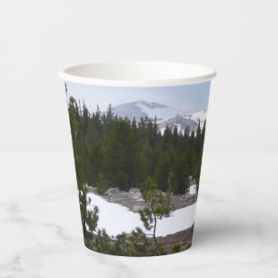 Sierra Nevada Berge und Schnee auf Yosemite Pappbecher