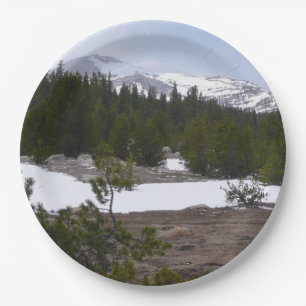 Sierra Nevada Berge und Schnee auf Yosemite Pappteller