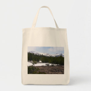 Sierra Nevada Berge und Schnee auf Yosemite Tragetasche