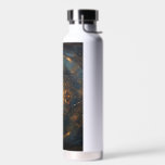 Sigil Matrix Trinkflasche<br><div class="desc">A spell in motion, this matrix of interconnected glyphs creates a wearable and carryable field of symbolic energy. A visual reminder of the systems of magic and meaning that surround us.</div>