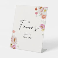 Cadeaux de mariage fleuris colorés Salle de fête d
