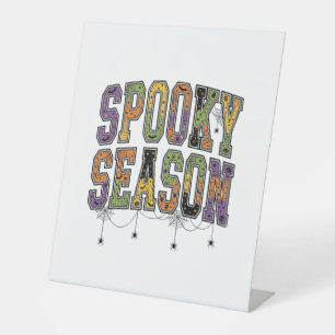 Signe De Table Conception de typographie Halloween vintage de la
