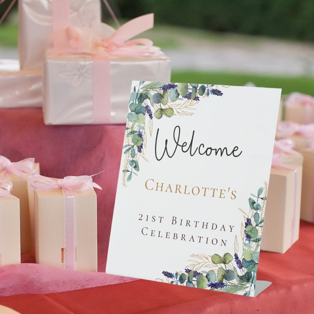 Signe De Table Écriture d'accueil d'eucalyptus d'anniversaire (Créateur téléchargé)