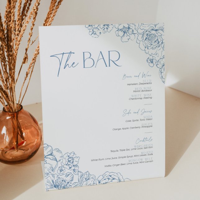 Signe De Table Elégant Blue Chinoiserie Floral Bar Menu Cocktail (Elegant blue chinoiserie bar menu sign with floral toile de jouy pattern)