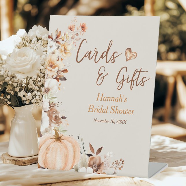 Signe De Table Fall in Love Pumpkin Cards and Gifts Bridal Shower (Créateur téléchargé)