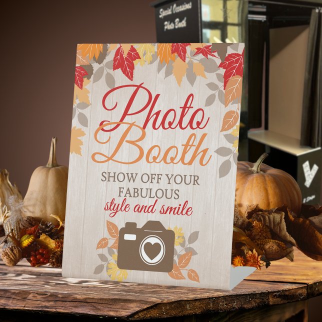 Signe De Table Fête des mariées ou Mariage du stand photo d'autom (Fall Photo Booth Standing Pedestal Sign for Wedding or Bridal Showers. Fall leaves on washed wood)