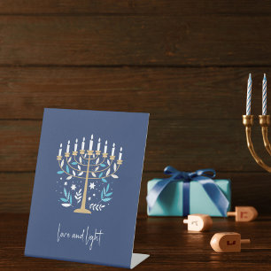 Signe De Table Hanoukka Love & Light Floral Menorah