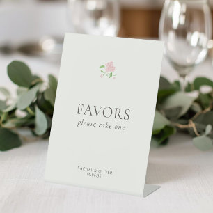 Signe De Table Ivoire   Pièce maîtresse de mariage florale sur so