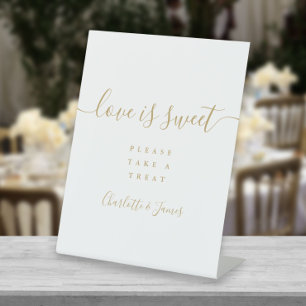 Signe De Table Papier à signature dorée Love Is Sweet Favor