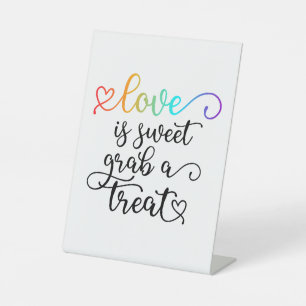 Signe De Table Rainbow Heart Script L'amour est doux Faveur