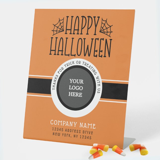 Signe De Table Tronc moderne ou traiter Halloween Merci d'affaire (Modern Halloween Trick or Treat Standing Business QR Code Display Sign in Orange, Black and White)