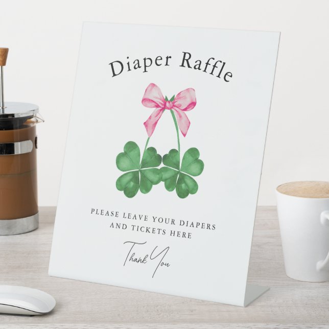 Signe De Table Un Petit Charme Chanceux Shamrock Diaper Raffle (In SItu)