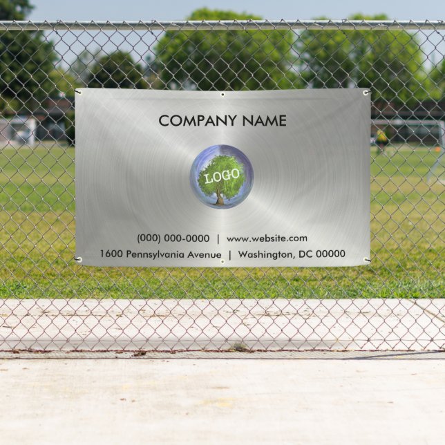 Silber des Firmenlogos im Freien Banner (Insitu)