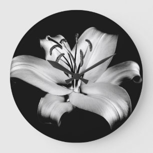 Silber Lily: einfarbige Blumen-Eleganz. Große Wanduhr