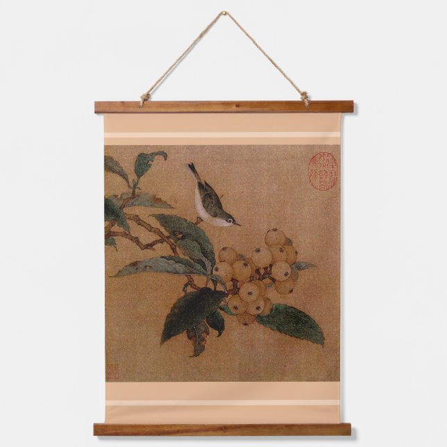 Silberaugenvogel und Loquats mit hängenden Bändern Wandteppich Mit Holzrahmen (Vorderseite)