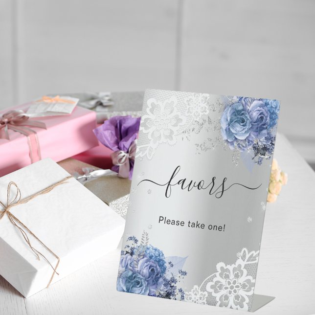 Silberblaue Blumen verleihen Gast Gunst-Gunst-Zeic Sockelschild (Von Creator hochgeladen)