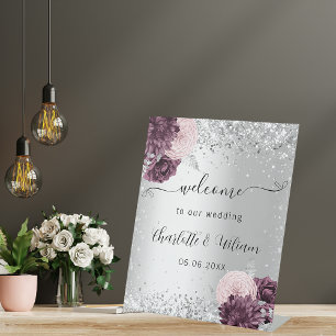 Silberbordeauxrot Blume begrüßen Hochzeit Sockelschild