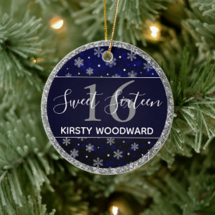 Silberfolie-Schneeflocken & blaues Bokeh Sweet 16 Keramik Ornament