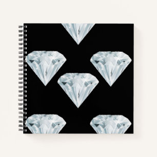 Silberglänzende Diamanten auf schwarz Notizbuch