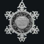 Silberne Wirbel Diamonds 10. Hochzeitstag Schneeflocken Zinn-Ornament<br><div class="desc">Elegante silberne Wirbel 10. Hochzeitstag Schmuck.</div>