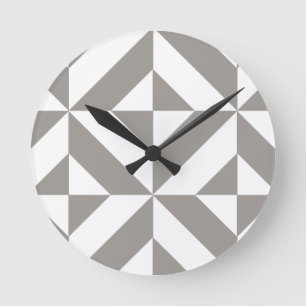 Silbernes Grau-geometrisches Deko-Würfel-Muster Runde Wanduhr