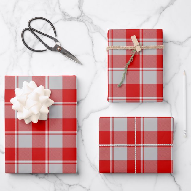 Silbernes und Guardsman-Rotkariertes Muster Geschenkpapier Set (Vorderseite)