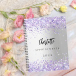 Silberviolett-Glitzer-Name 2025 Planer<br><div class="desc">Ein Imitat silber aussehender Hintergrund mit violettem Imitat Glitzer,  Glitzern. Personalisieren und fügen Sie einen Namen,  Titel und Jahr.</div>