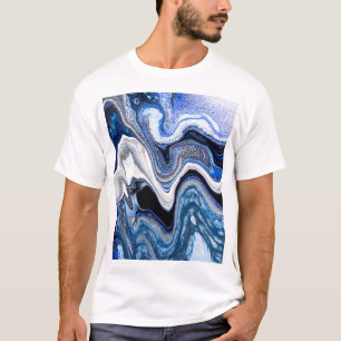 Silberweiße, dunkle Marmorstruktur. T-Shirt
