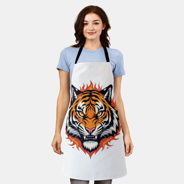 Silent Tiger – Precision and Power Schürze (Getragen)
