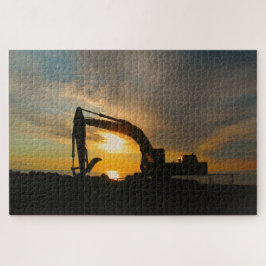 Silhouette an den Wellenbrechern