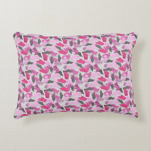 Silhouette Animal Camouflage Pink Dekokissen (Vorderseite)