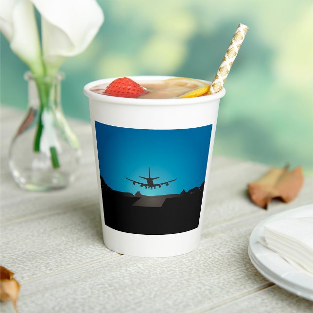 Silhouette des Flugzeugs bei Nacht Pappbecher (Von Creator hochgeladen)