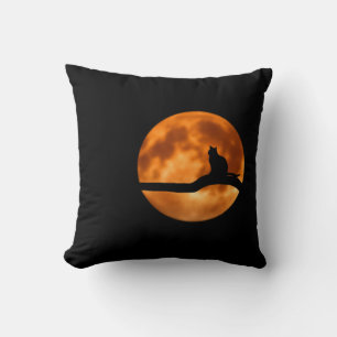 Silhouette einer schwarzen Katze in einem Baum Kissen