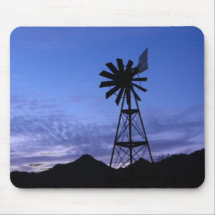 Silhouette einer Windmühle Mousepad