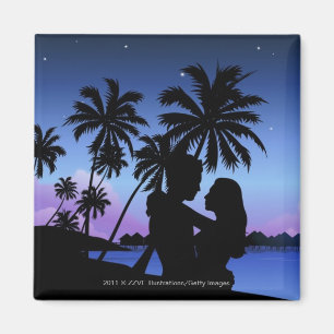 Silhouette eines Paares, das auf dem Strand umfaßt Magnet