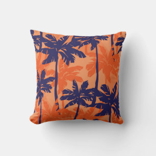 Silhouette mit blauer Palme, orangefarbener Hinter Kissen
