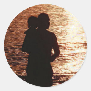 Silhouette von Vater und Kind Runder Aufkleber