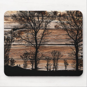 Silhouette von Waldbaum an der Stallbehörde Mousepad