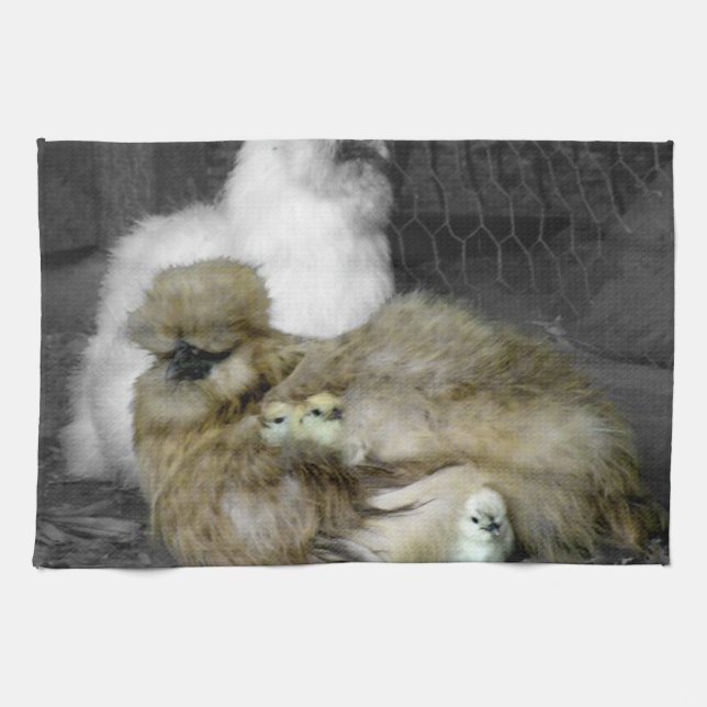 Silkie Hennen mit den Küken, die aus Federn heraus Handtuch (Horizontal)