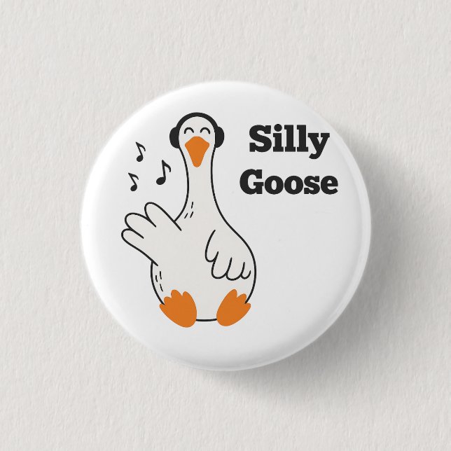 Silly Goose Wearing Headphones – Cute Funny Goose Button (Vorderseite)
