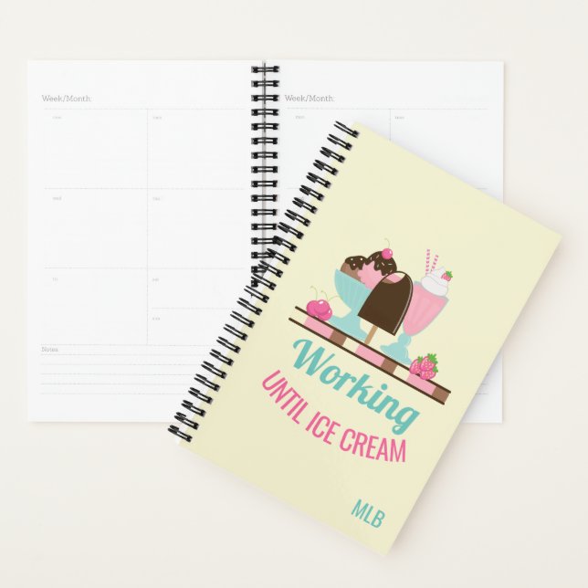 Silly Pun Travailler Jusqu'À Glace Crème - Yummy T (Devant avec enveloppe)