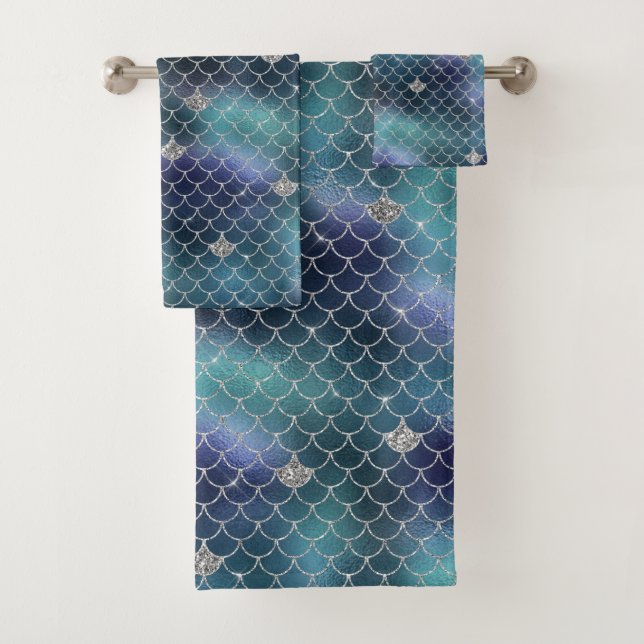 Silver Aqua Blue Mermaid Badhandtuch Set (Insitu)