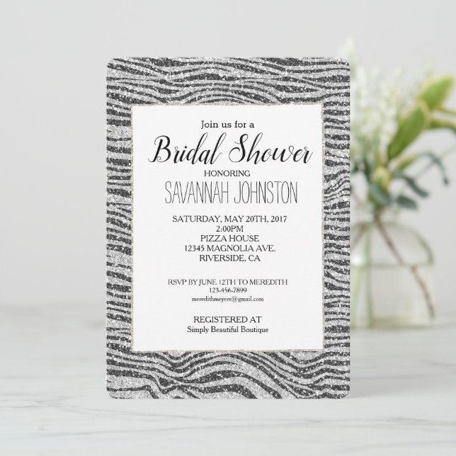 Silver Black Glitzy Zebra Print Glitzer Einladung (Stehend Vorderseite)